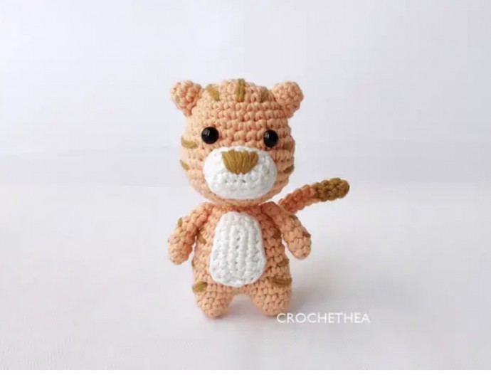 Create Adorable Tiger Cub Toys with Easy Crochet Patterns and Materials Create Adorable Tiger Cub Toys with Easy Crochet Patterns and Materials