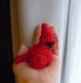 Crochet Beautiful Cardinal