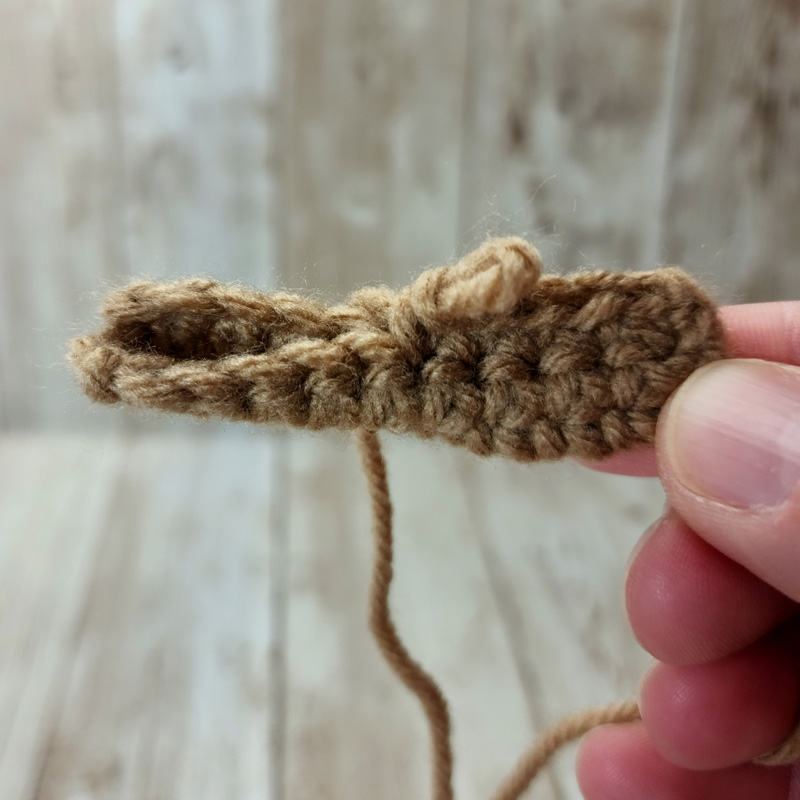 Create Your Own Crochet Pizza Slice Keychain: A Fun and Quirky Accessory Tutorial
