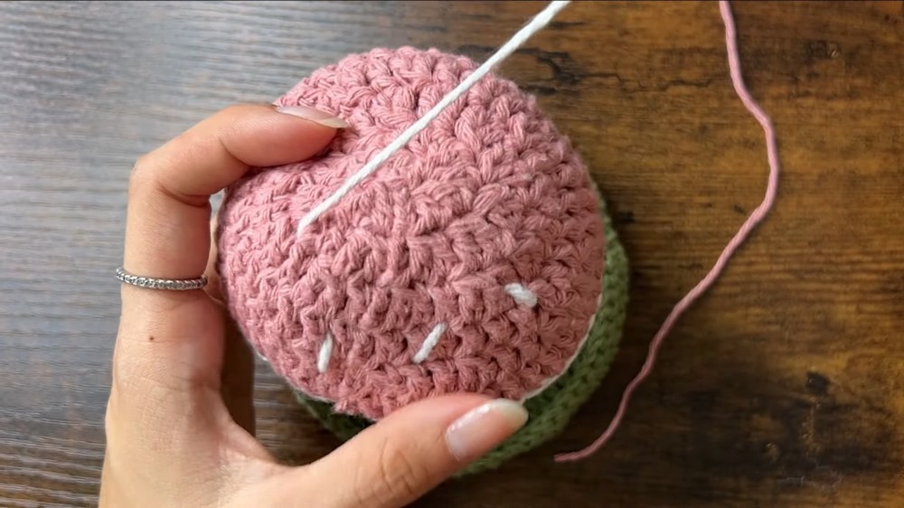 Adorable Crochet Mushroom Jewelry Holder - A Whimsical Storage Solution for Your Jewelry