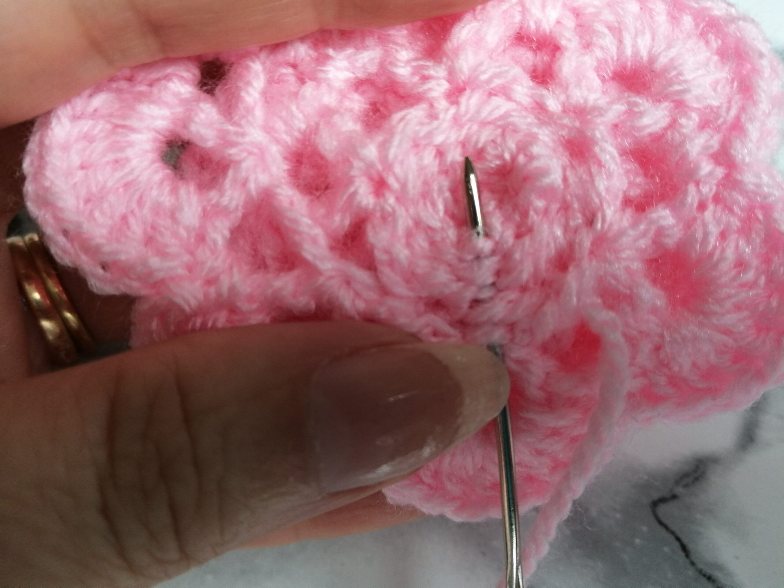 Create a Beautiful Crocheted Rose: Step-by-Step Guide for Beginners