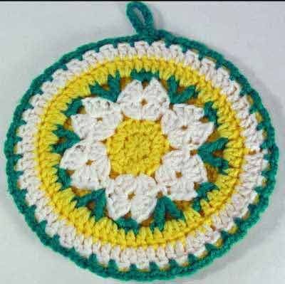 Crochet Daisy Potholder