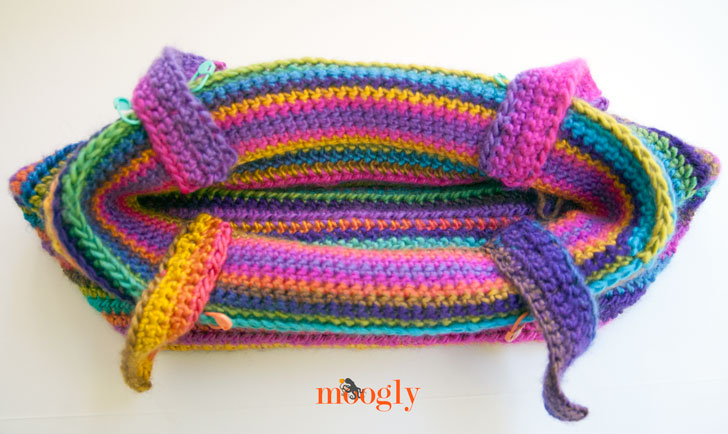 Create Your Own Stylish Crochet Boardwalk Bag for Summer Adventures