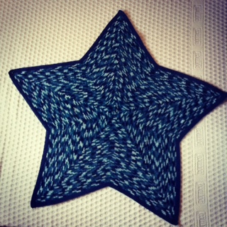 Create the Enchanting Crochet Light Star-Shaped Blanket: A Step-by-Step Guide with Instructions