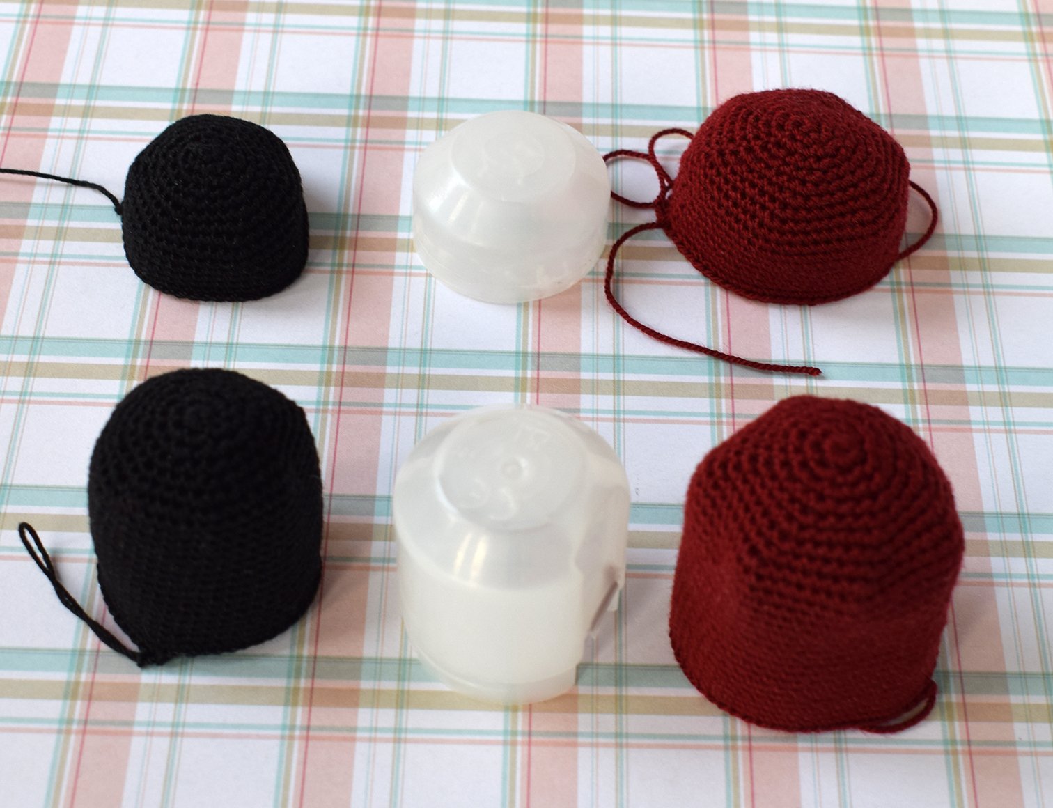How to Create a Delightful Crochet Freak Pin Cushion Amigurumi: A Step-by-Step Guide