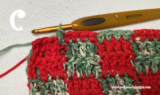 Create Your Own Crochet Checked Hot Pad / Pot Holder: A Stylish and Functional Kitchen Essential