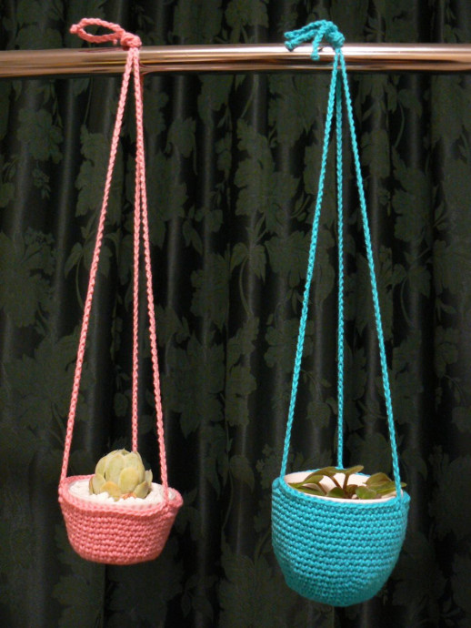 Create Adorable Crochet Plant Holders to Brighten Up Your Home Create Adorable Crochet Plant Holders to Brighten Up Your Home