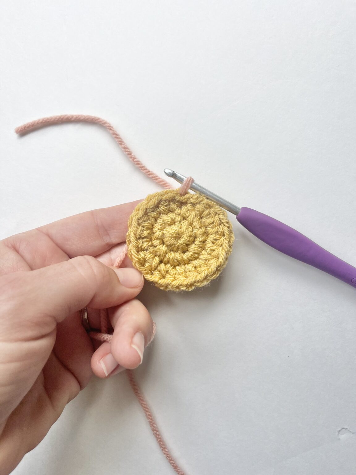 Crochet the Beautiful Flora Granny Square: A Step-by-Step Guide for All Skill Levels