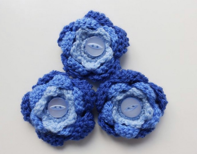 Sapphire Flower Brooch