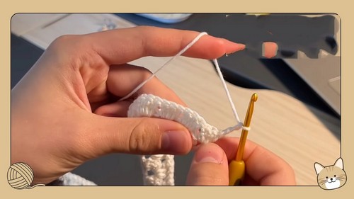 Transform Your Reading Experience: A Complete Guide to Crocheting a Unique Book Cover