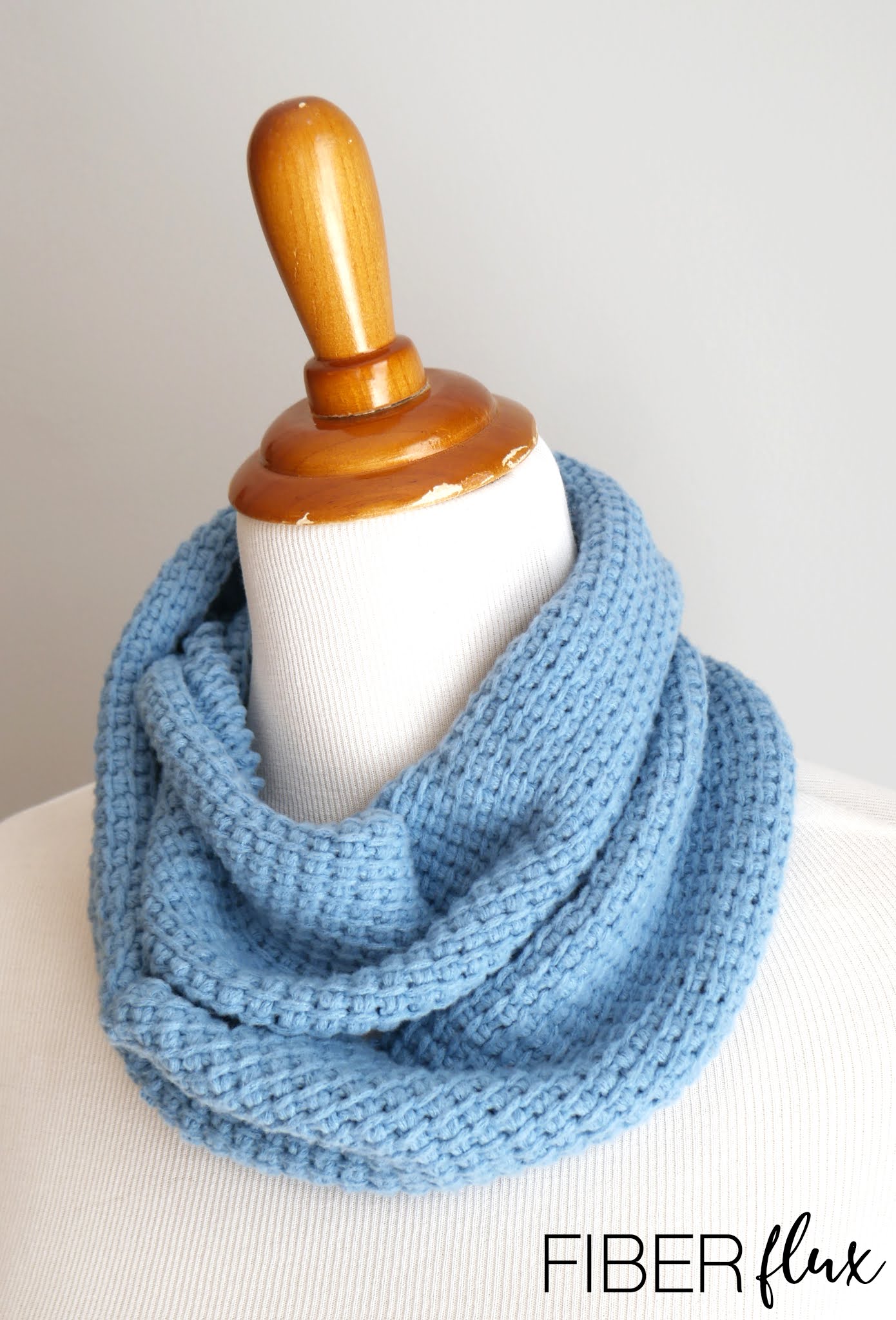 Discover the Elegance of the Crochet Smooth Sailing Infinity Scarf for Chilly Seasons