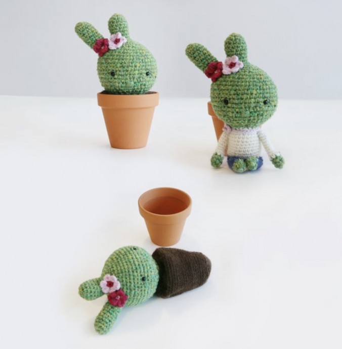 Free Crochet Pattern: Playful Cactus Girl