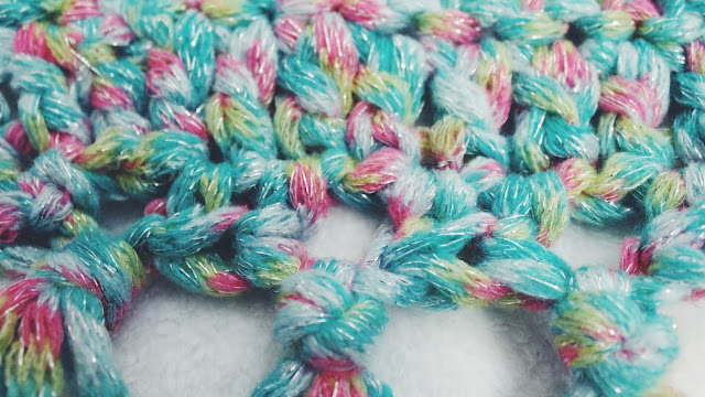 Create a Cozy Crochet Fringe Infinity Scarf - Stylish Patterns and Materials Guide