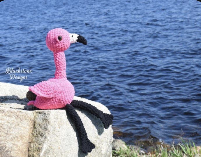Free Crochet Pattern: Beautiful Flamingo Friend