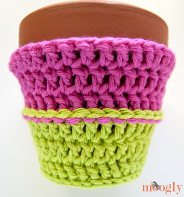 Create Your Own Cozy Crochet Planting Seeds Flower Pot Cozy – A Heartwarming DIY Project