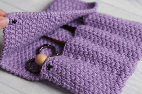 Crochet Hook Case: A Fun and Practical Guide to Organizing Your Crochet Hooks Crochet Hook Case: A Fun and Practical Guide to Organizing Your Crochet Hooks