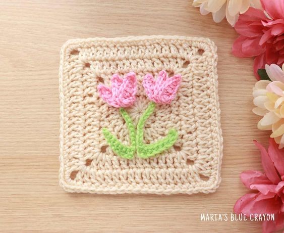 Create a Beautiful Crochet Tulip Applique and Granny Square for Your Spring Projects