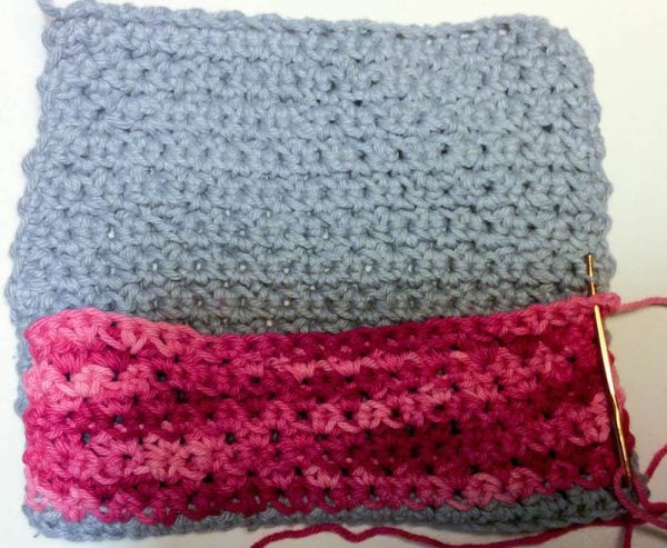 Organize Your Beauty Routine with the Crochet Grit Stitch Manicure Roll