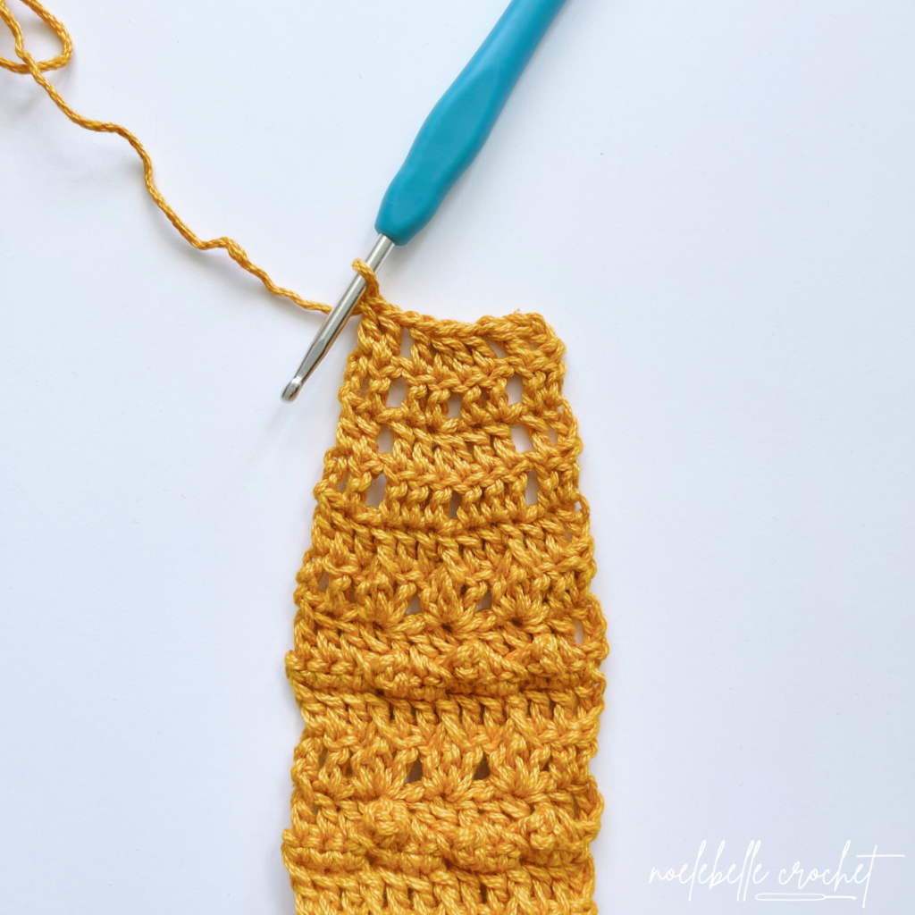 Create Your Own Adorable Crochet Headwrap: A Stylish Accessory for All Seasons