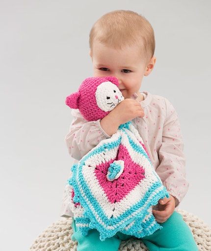 Create a Beautiful Crochet Kitty Love Blankie for Your Little One with These Easy-to-Follow Instructions Create a Beautiful Crochet Kitty Love Blankie for Your Little One with These Easy-to-Follow Instructions