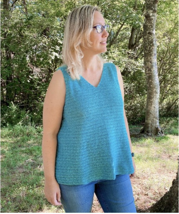 Create Your Own Easy V-Neck Sleeveless Tank: A Comfortable Winter Wardrobe Essential Create Your Own Easy V-Neck Sleeveless Tank: A Comfortable Winter Wardrobe Essential
