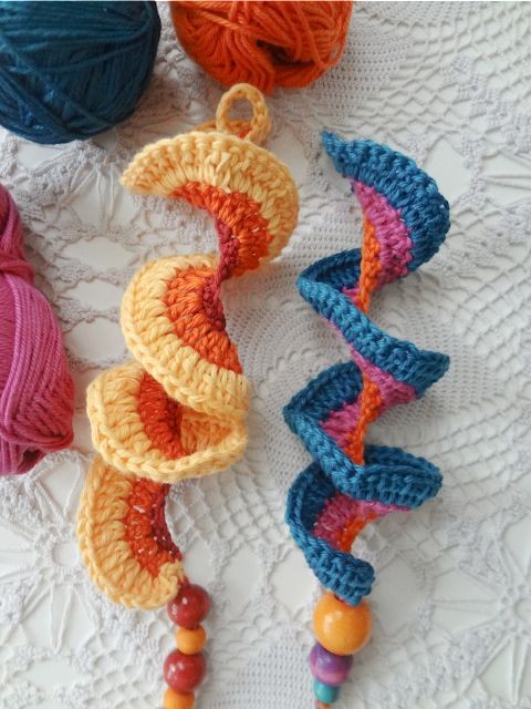 Create Your Own Stunning Crochet Wind Spinner: A Step-By-Step Guide for Craft Enthusiasts Create Your Own Stunning Crochet Wind Spinner: A Step-By-Step Guide for Craft Enthusiasts