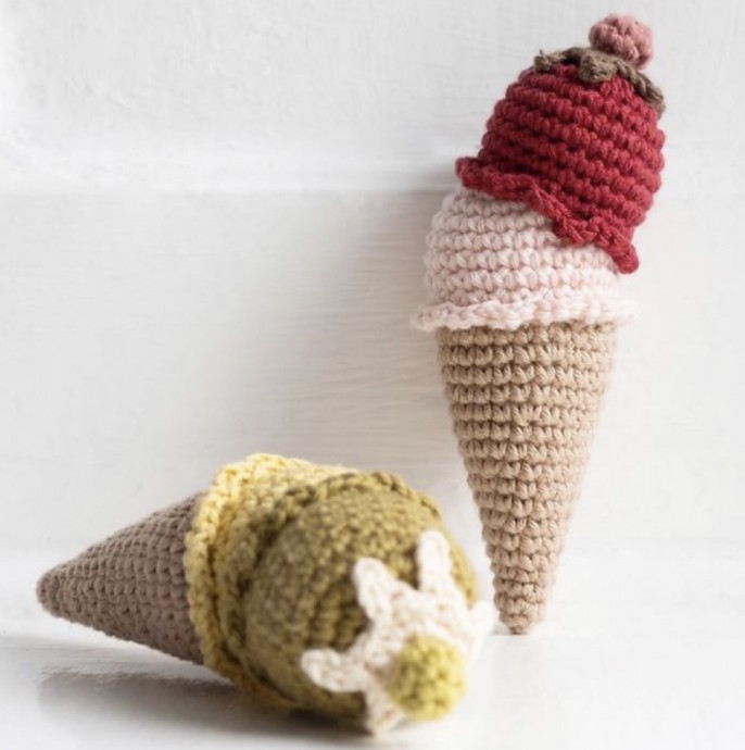 Create Your Own Adorable Double Scoop Mini Ice Cream - Fun Crochet Project Guide Create Your Own Adorable Double Scoop Mini Ice Cream - Fun Crochet Project Guide