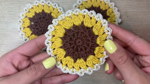 Create Beautiful Crochet Sunflower Coasters: A Step-by-Step Guide