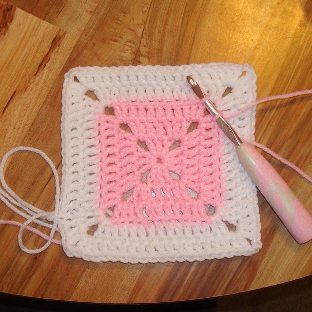 Create Adorable Crochet Heart Squares for Every Occasion