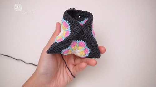 Create an Adorable Amigurumi Bunny with Granny Squares: A Step-by-Step Guide