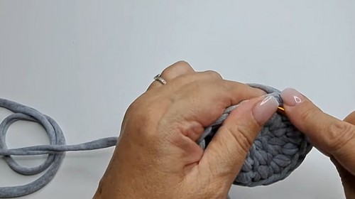 Create Your Adorable Crochet Bunny Backpack – Step-by-Step Guide