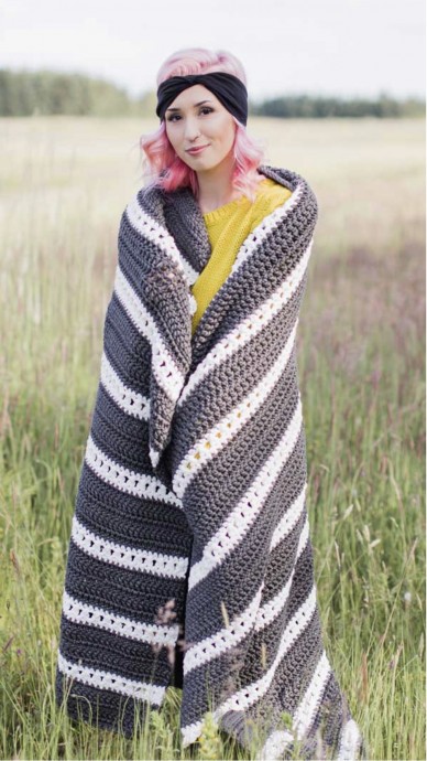 Discover the Comfort and Style of the Hooded Bliss Blanket - Your New Favorite Home Accessory Discover the Comfort and Style of the Hooded Bliss Blanket - Your New Favorite Home Accessory