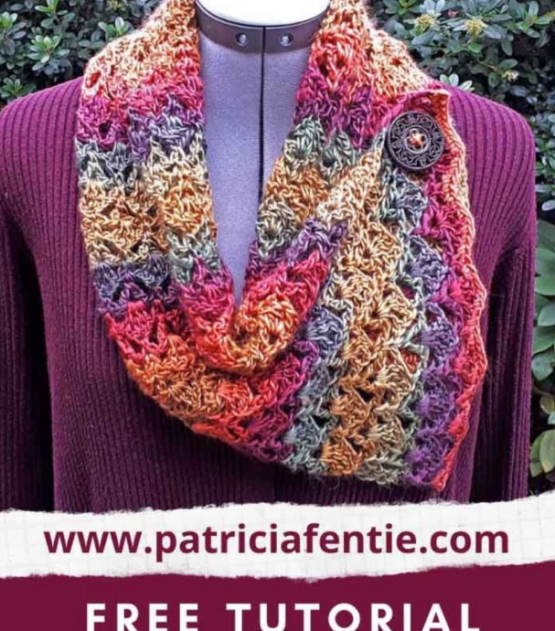 Crochet a Fall Cowl (Free Pattern)