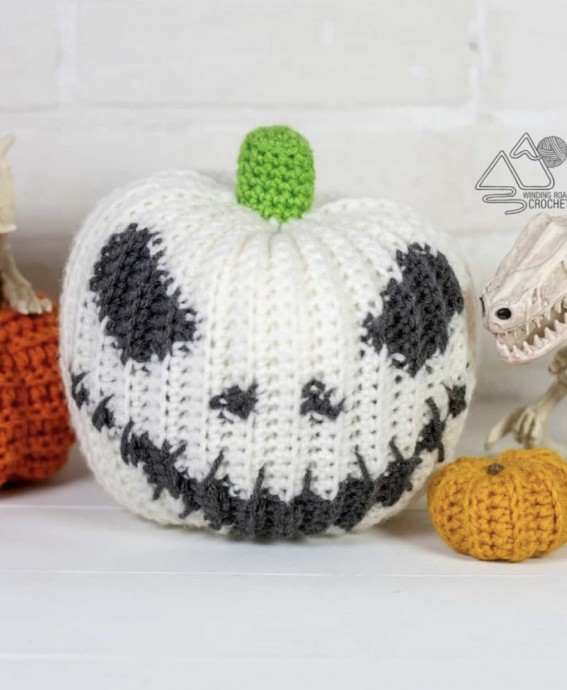 Create a Spooky Crochet Skeleton Pumpkin for Halloween: Fun and Easy Decoration Idea Create a Spooky Crochet Skeleton Pumpkin for Halloween: Fun and Easy Decoration Idea