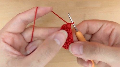 Create a Charming Crochet Strawberry Hairclip: A Step-by-Step Guide for All Craft Lovers