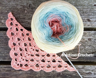 Crochet Your Own Simple &amp; Elegant Triangle Shawl - A Step-by-Step Guide for All Skill Levels
