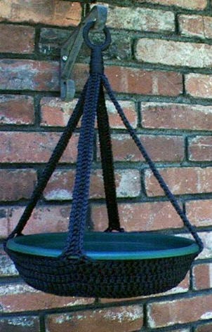 Crafting a Beautiful Crochet Hanging Bird Feeder or Bird Bath for Your Garden