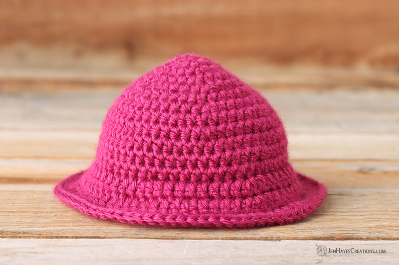 Create Your Own Crochet Girl Gnome: A Step-by-Step Guide for Crafting Adorable Yarn Creations