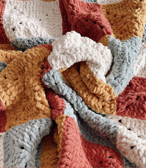 How to Crochet a Chunky Granny Squares Blanket