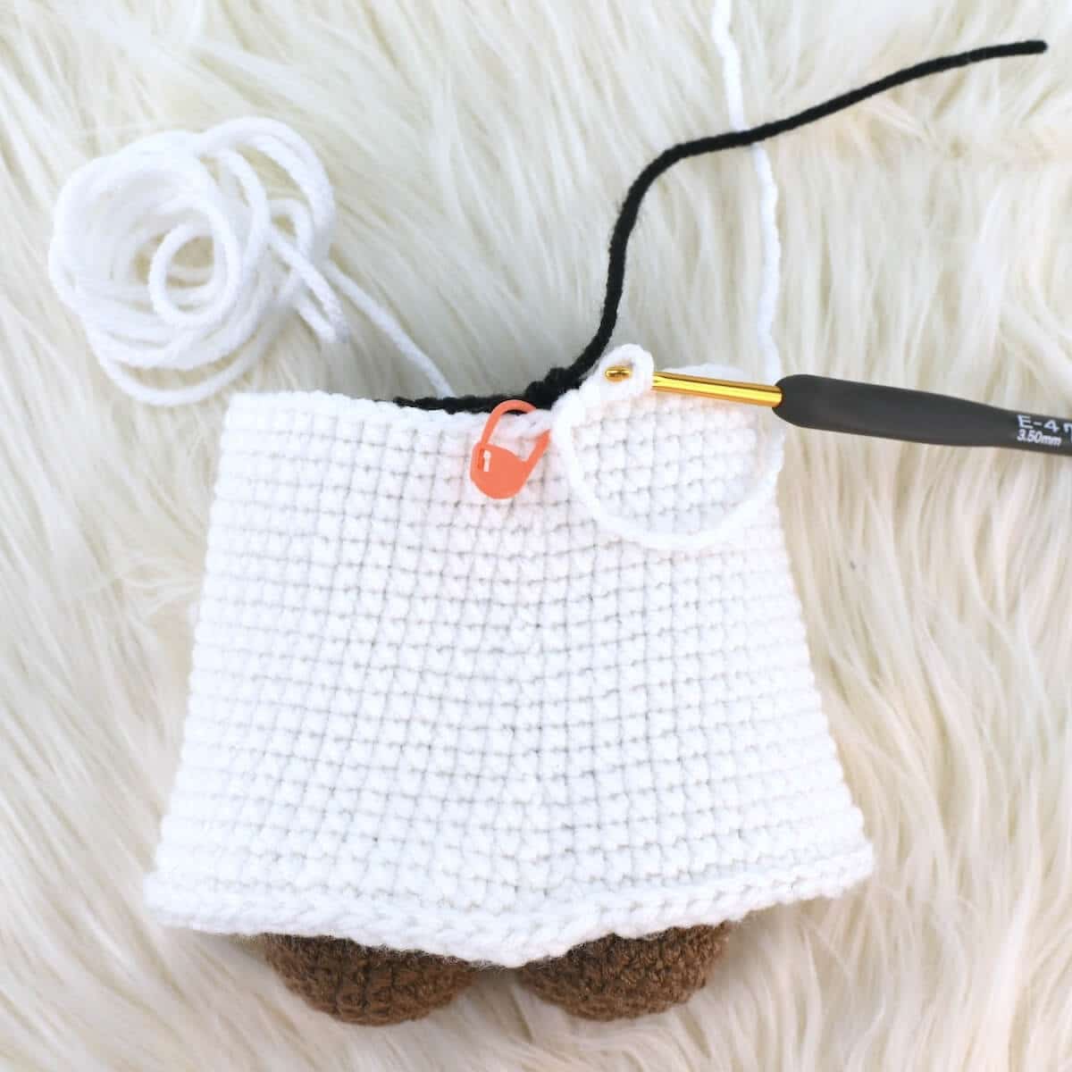 Craft the Charming Crochet Amigurumi Pope: Complete Guide with Step-by-Step Instructions
