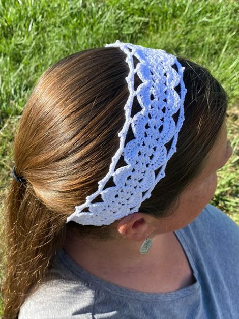Elegant Crochet Lacey Headband Tutorial: A Step-By-Step Guide to Fashionable Hair Accessories Elegant Crochet Lacey Headband Tutorial: A Step-By-Step Guide to Fashionable Hair Accessories