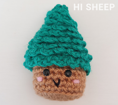 Create Your Own Charming Crocheted Pine Tree for the Holiday Season