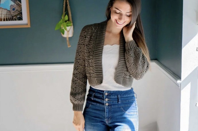 Easy Diamond Crochet Cardigan