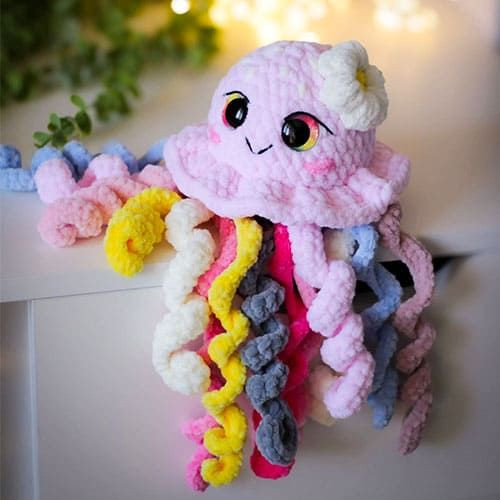 Crochet Adorable Plush Jellyfish Amigurumi