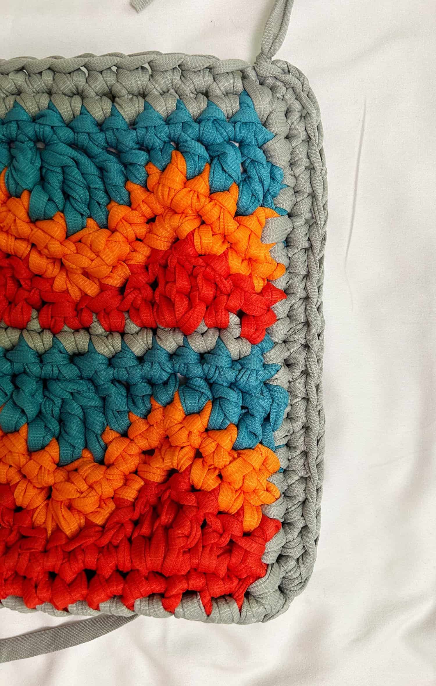 Crochet Zipper Pouch