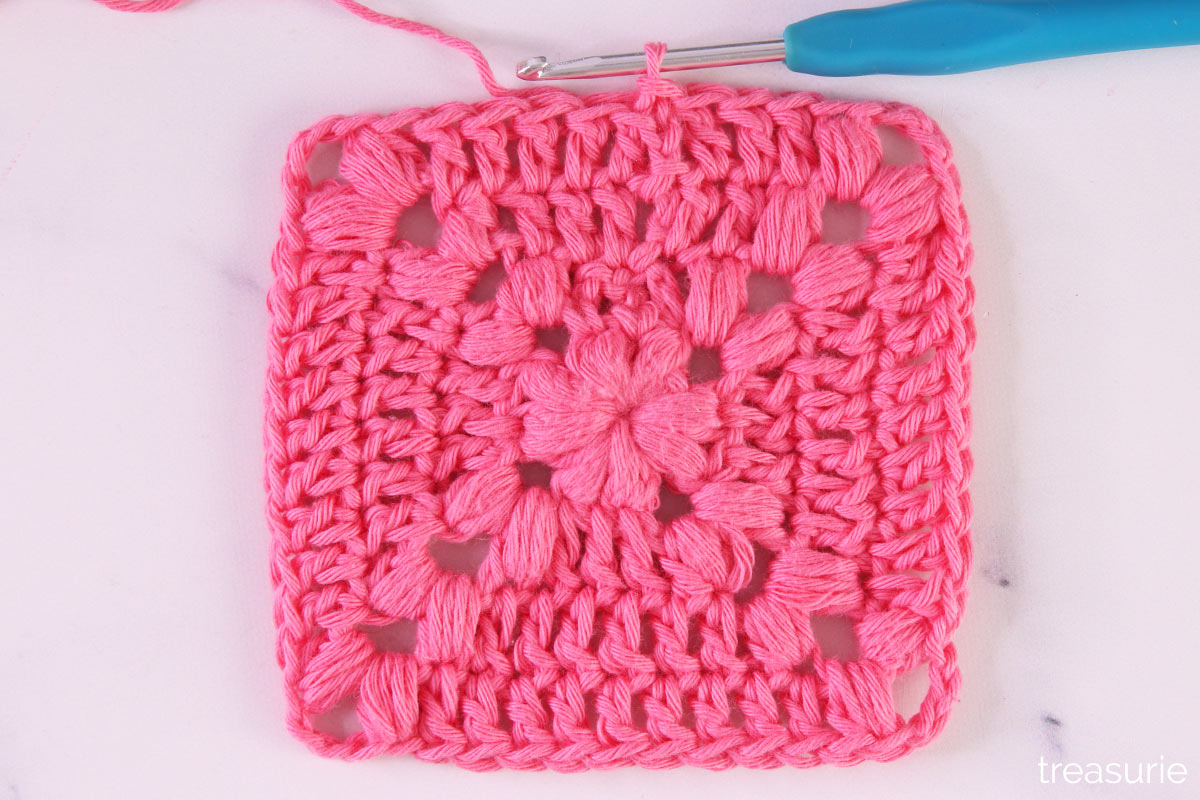 Create Beautiful Crochet Farmhouse Granny Squares: A Step-By-Step Guide