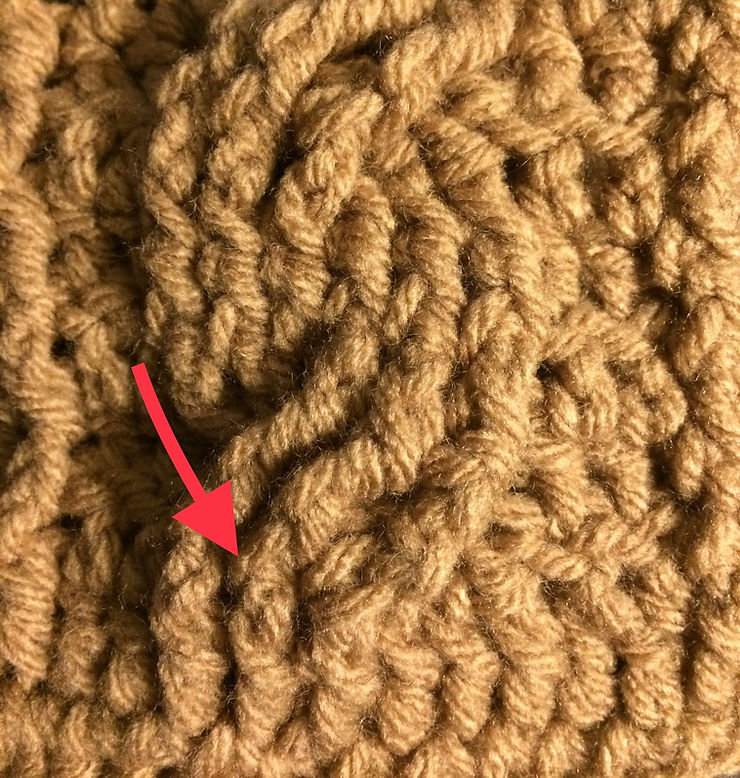 Crochet Cabled Cup Warmer: A Cozy and Functional DIY Project for Warm Beverages