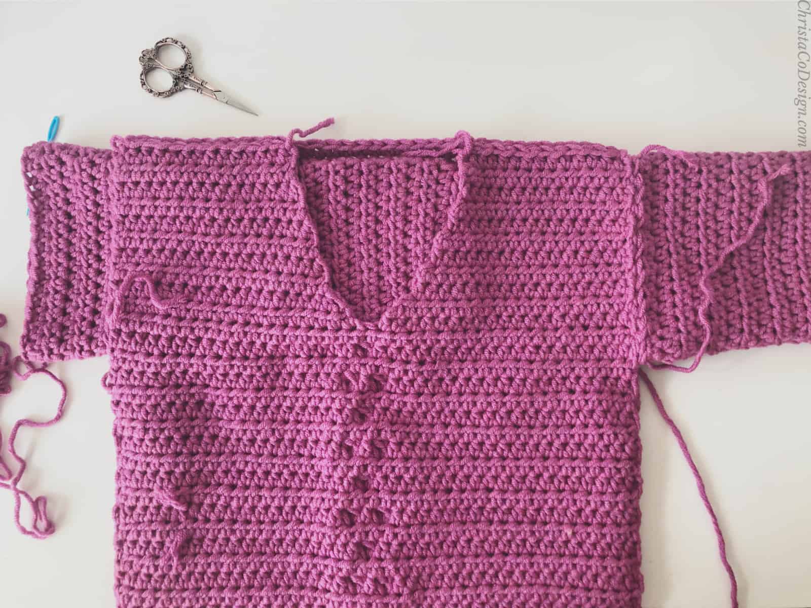 Crochet Briones Bobble Sweater: A Stylish and Cozy Addition to Your Wardrobe