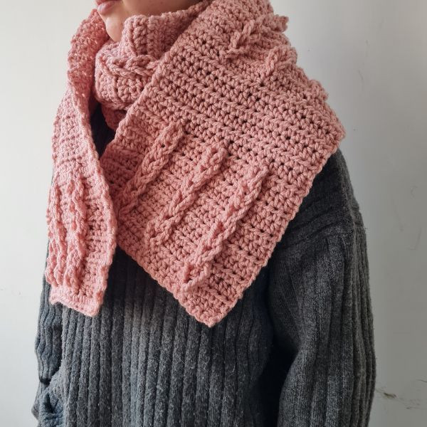 Create a Cozy and Stylish Crochet Cable Scarf - Step-by-Step Guide