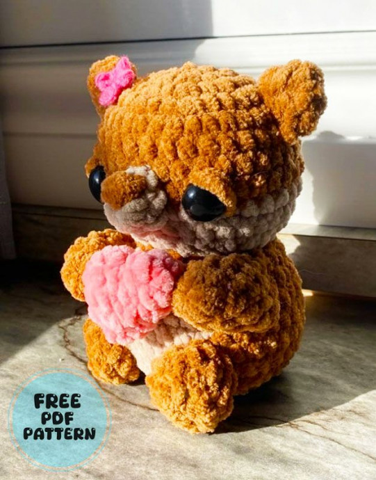 Crochet Baby Otter Amigurumi for Valentine
